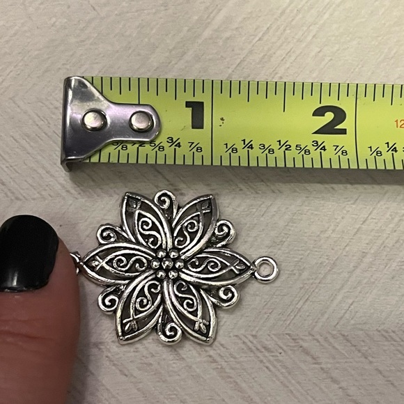 🔴 Items marked with Red dots are 2 for $25 or 3 for $30 ($10 each 3+ items ) - Picture 8 of 9